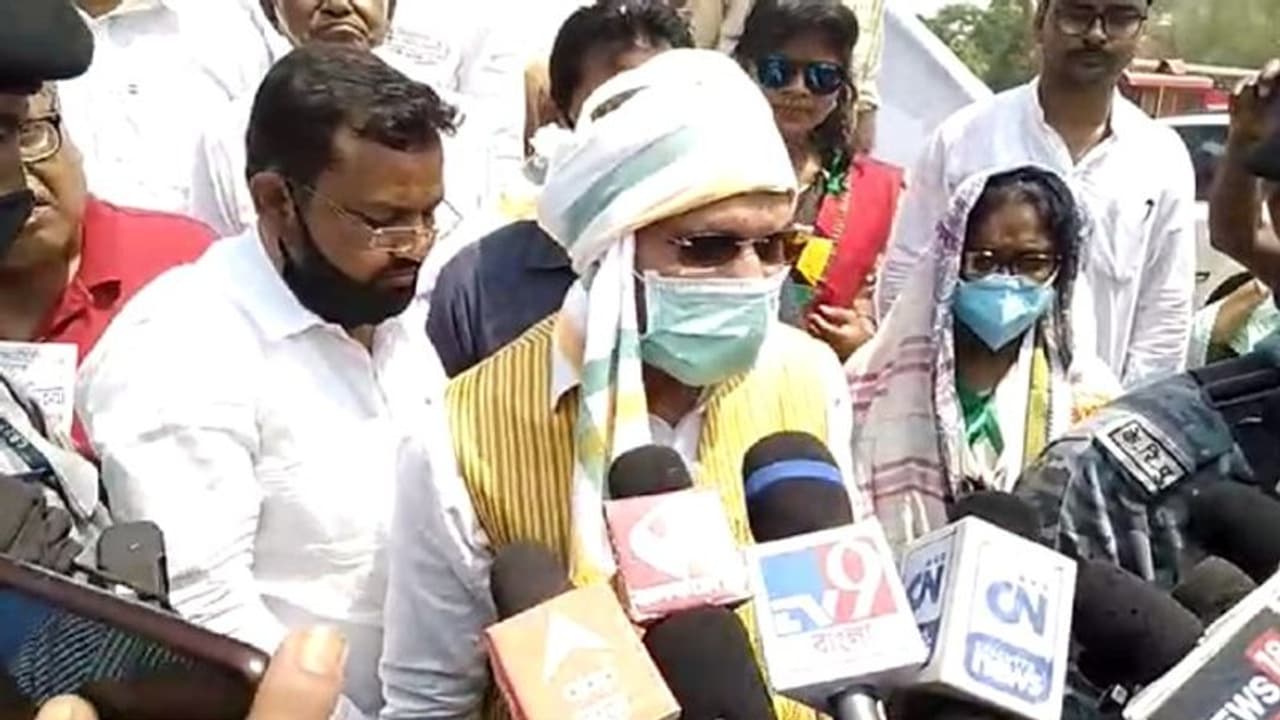 শীতলকুচি নিয়ে মামলা করার হুংকার অধীর চৌধুরীর, মমতাকে বললেন বিজেপি নেতাদের জেলে পোরা উচিৎ