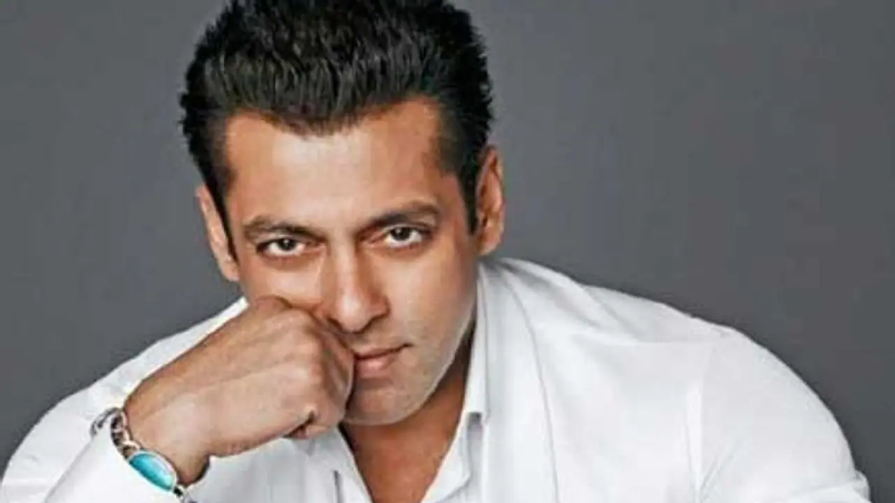 திரைப்படத் தொழிலாளர்கள் 25 ஆயிரம் பேருக்கு தலா 1,500..! சல்மான் கான் அதிரடி உதவி..!