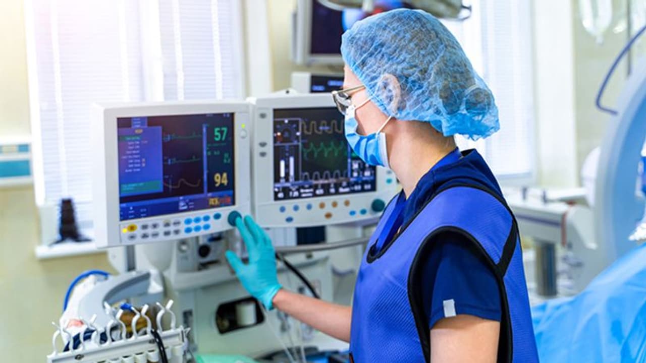 WHO की चेतावनीः मास्क व सोशल डिस्टेंसिंग में न बरते लापरवाही, एशिया में हालात हो रहे बेहद खराब WHO की चेतावनीः मास्क व सोशल डिस्टेंसिंग में न बरते लापरवाही, एशिया में हालात हो रहे बेहद खराब