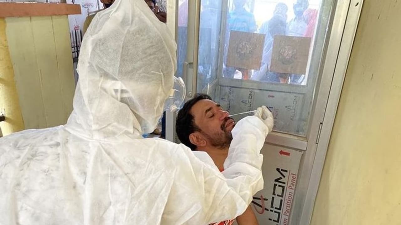 భర్తకు కరోనా: బెంగతో బెల్లంపల్లిలో భార్య ఆత్మహత్య భర్తకు కరోనా: బెంగతో బెల్లంపల్లిలో భార్య ఆత్మహత్య