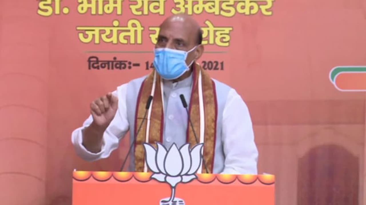 अंबेडकर जयंती: 'सबका साथ, सबका विकास, सबका विश्वास' का मंत्र बाबा साहेब की प्रति प्रतिबद्धता दिखाता है अंबेडकर जयंती: 'सबका साथ, सबका विकास, सबका विश्वास' का मंत्र बाबा साहेब की प्रति प्रतिबद्धता दिखाता है