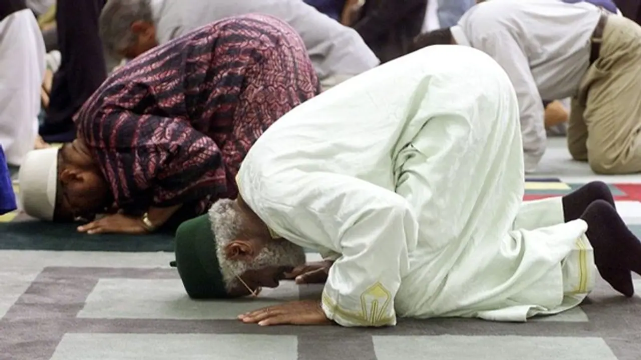 Ramadan 2022: రంజాన్ మాసంలోనే ఎందుకు ఉపవాసం చేస్తారో తెలుసా.. Ramadan 2022: రంజాన్ మాసంలోనే ఎందుకు ఉపవాసం చేస్తారో తెలుసా..