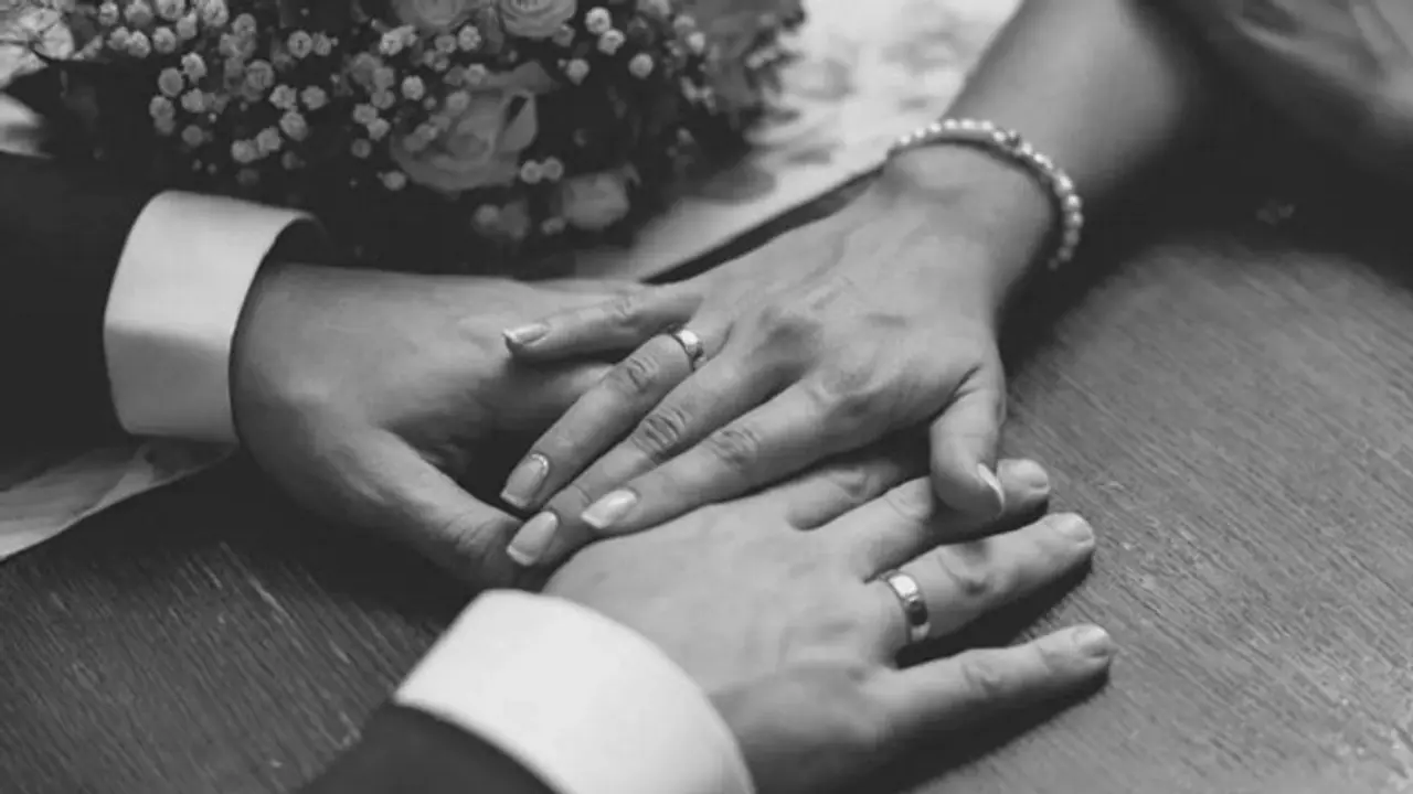 సహజీవనం ఆమోదయోగ్యం కాదు: పంజాబ్ హైకోర్టు సంచలన వ్యాఖ్యలు సహజీవనం ఆమోదయోగ్యం కాదు: పంజాబ్ హైకోర్టు సంచలన వ్యాఖ్యలు