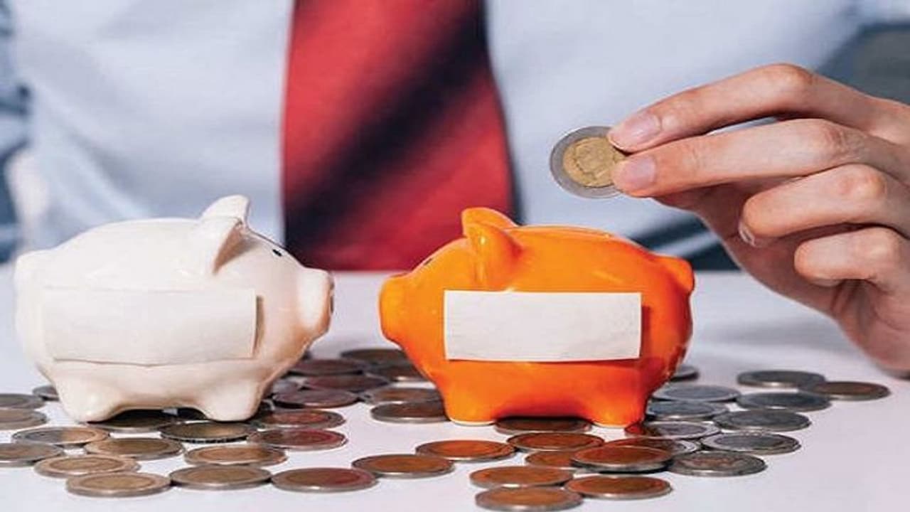 NPS Calculator: 10 हजार का करें मंथली निवेश, रिटायरमेंट पर मिलेंगे 3.45 करोड़ और डेढ़ लाख हर महीना पेंशन NPS Calculator: 10 हजार का करें मंथली निवेश, रिटायरमेंट पर मिलेंगे 3.45 करोड़ और डेढ़ लाख हर महीना पेंशन