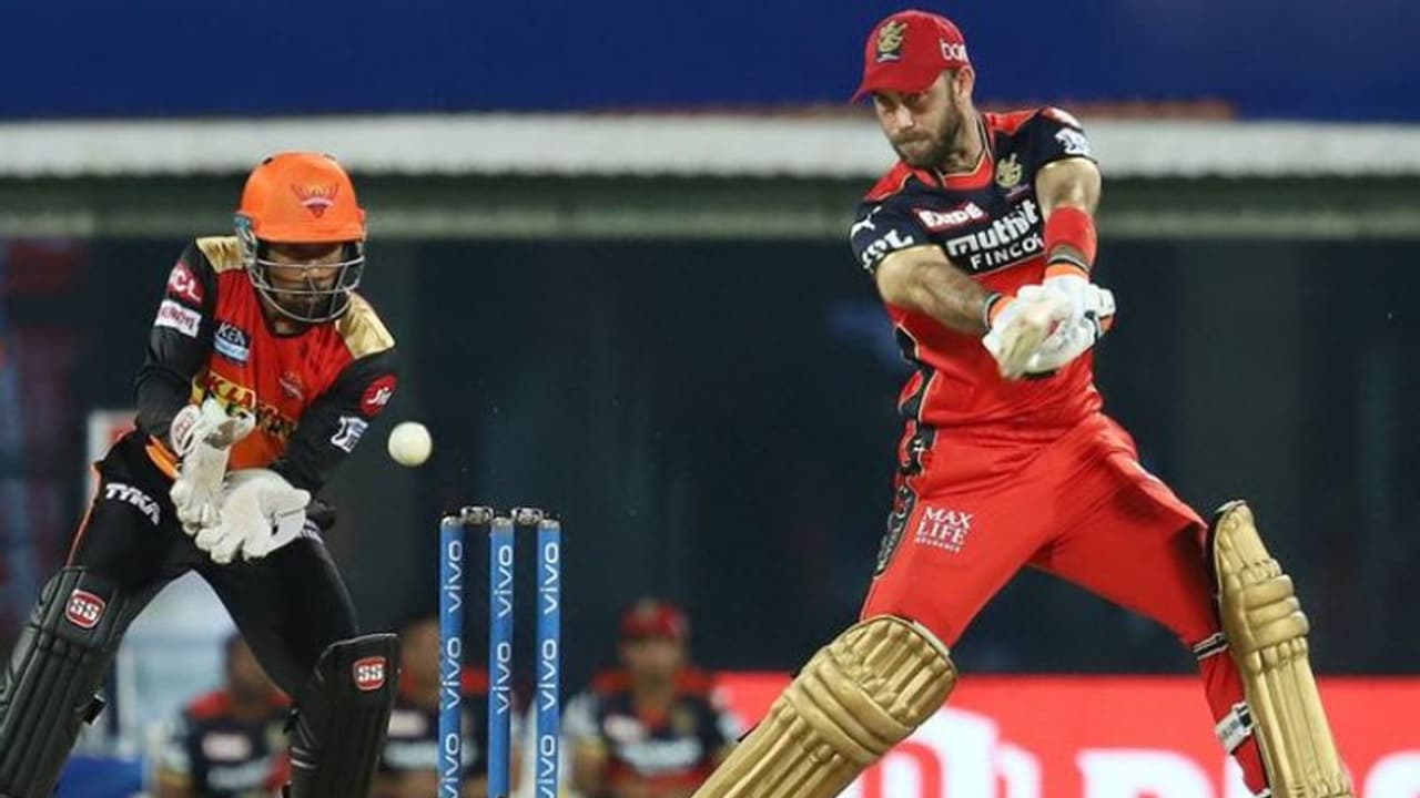 మ్యాక్స్వెల్ పరువు తీసేసిన యజ్వేంద్ర చాహాల్... కేవలం ఫోన్ కోసం డ్రామా చేశాడంటూ... మ్యాక్స్వెల్ పరువు తీసేసిన యజ్వేంద్ర చాహాల్... కేవలం ఫోన్ కోసం డ్రామా చేశాడంటూ...