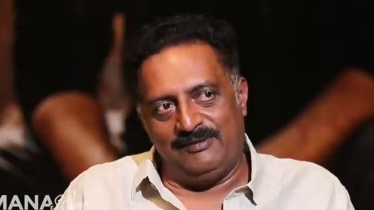 ఏపీ సీఎం అభ్యర్థిగా పవన్ కల్యాణ్: ప్రకాశ్ రాజ్ సంచలన వ్యాఖ్యలు