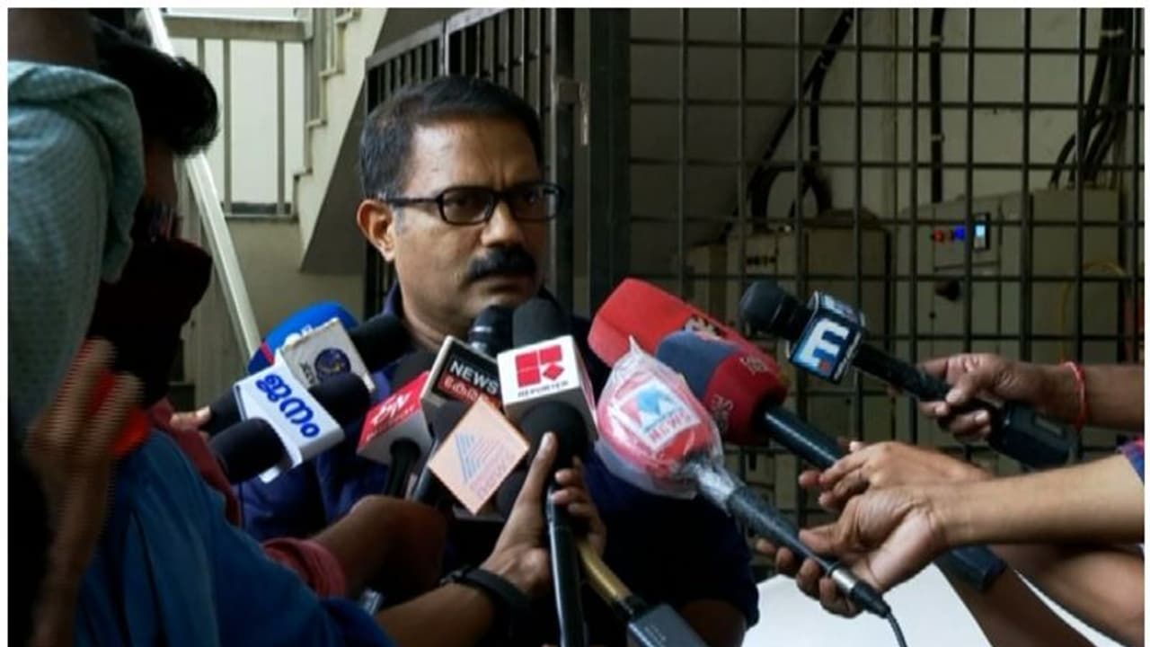 കെ.എം ഷാജിക്കെതിരായ അന്വേഷണം: വിജിലന്സ് സംഘത്തെ വിപുലീകരിക്കാന് തീരുമാനം കെ.എം ഷാജിക്കെതിരായ അന്വേഷണം: വിജിലന്സ് സംഘത്തെ വിപുലീകരിക്കാന് തീരുമാനം