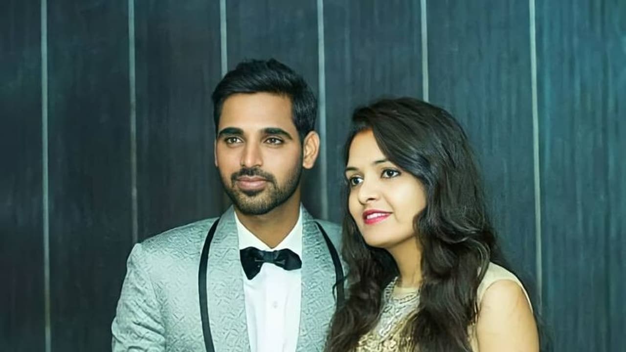 കൊവിഡ് ലക്ഷങ്ങള്, ഭുവനേശ്വര് കുമാര് ക്വാറന്റീനില് പ്രവേശിച്ചു കൊവിഡ് ലക്ഷങ്ങള്, ഭുവനേശ്വര് കുമാര് ക്വാറന്റീനില് പ്രവേശിച്ചു