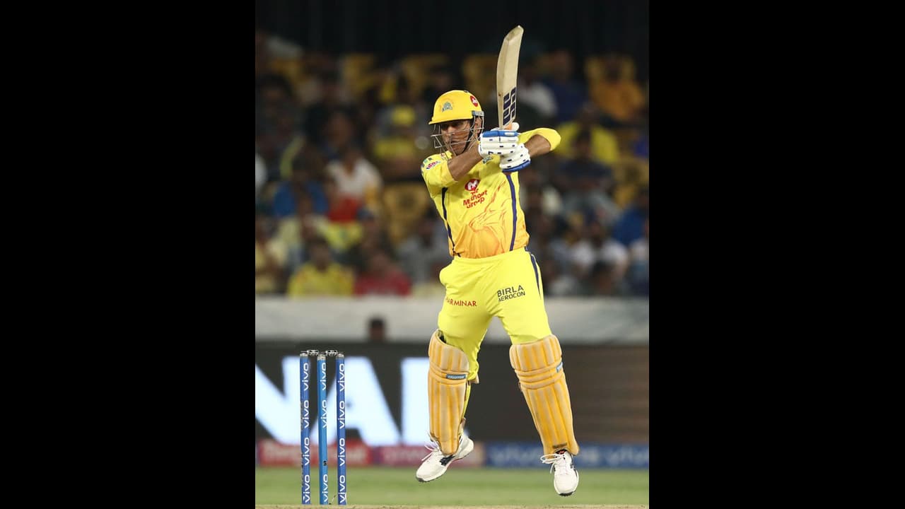 ఆ రెండు చాలా కష్టం.. ఎంఎస్ ధోనీ ఆ రెండు చాలా కష్టం.. ఎంఎస్ ధోనీ