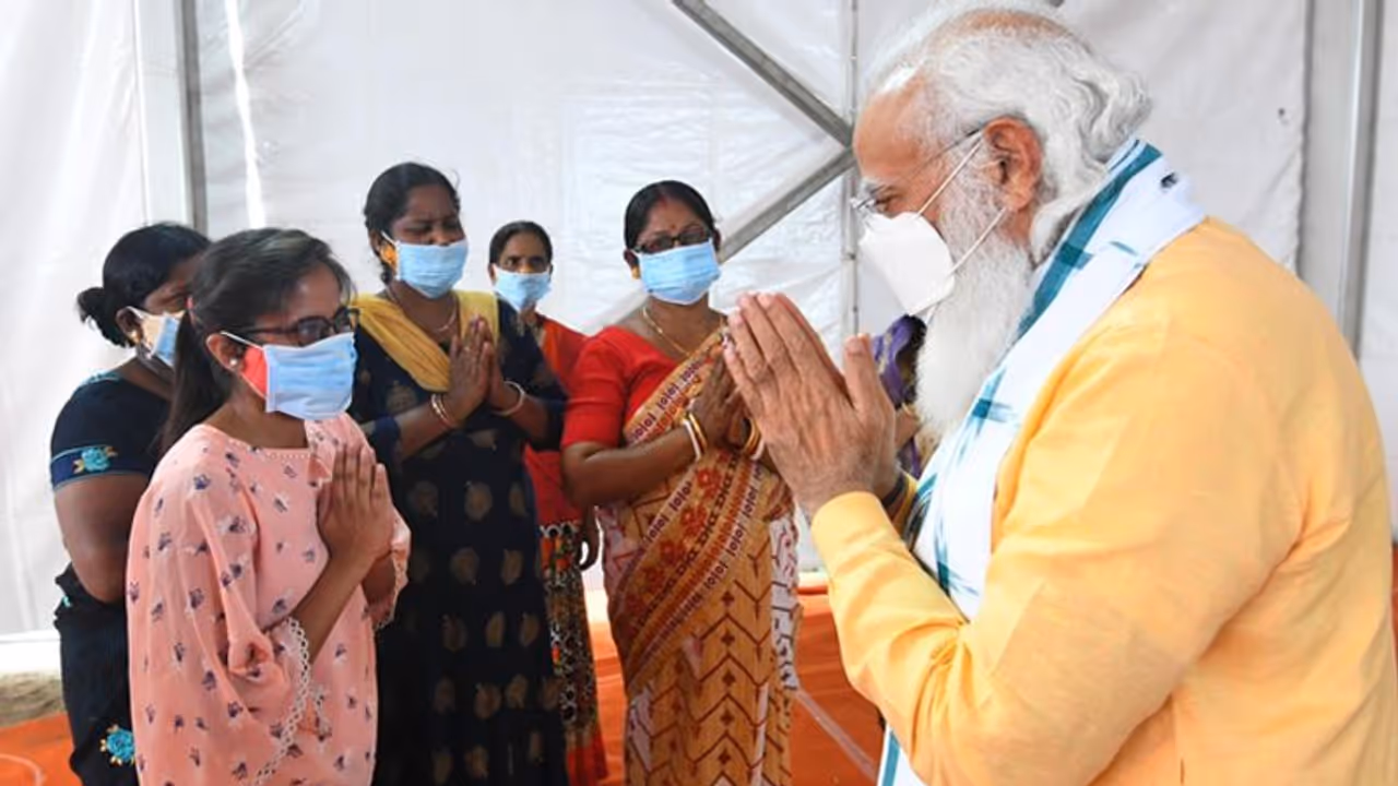 किसी को 8 गोली लगी किसी का गर्दन काट दिया...पं. बंगाल में मारे गए BJP कार्यकर्ताओं के परिवार से मिले मोदी