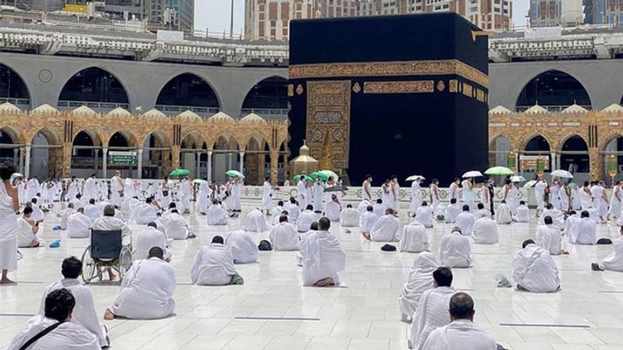 Saudi Arabia: ಮೆಕ್ಕಾಗೆ ಹೋಗುತ್ತಿದ್ದ ಬಸ್ ಭೀಕರ ಅಪಘಾತ: 20 ಯಾತ್ರಿಕರು ಬಲಿ, 29 ಮಂದಿಗೆ ಗಂಭೀರ ಗಾಯ 