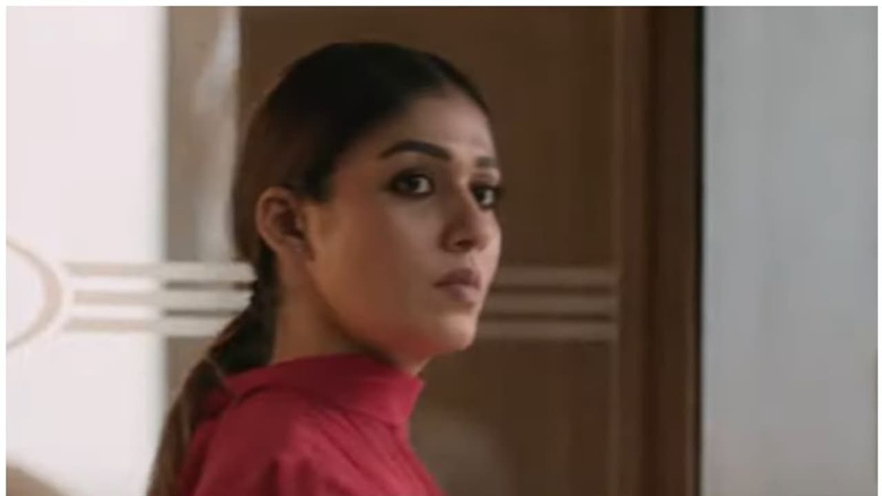 'നിഴലി'ന്റെ സ്റ്റോറി സോംഗ് പുറത്തുവിട്ടു വീഡിയോ 'നിഴലി'ന്റെ സ്റ്റോറി സോംഗ് പുറത്തുവിട്ടു വീഡിയോ