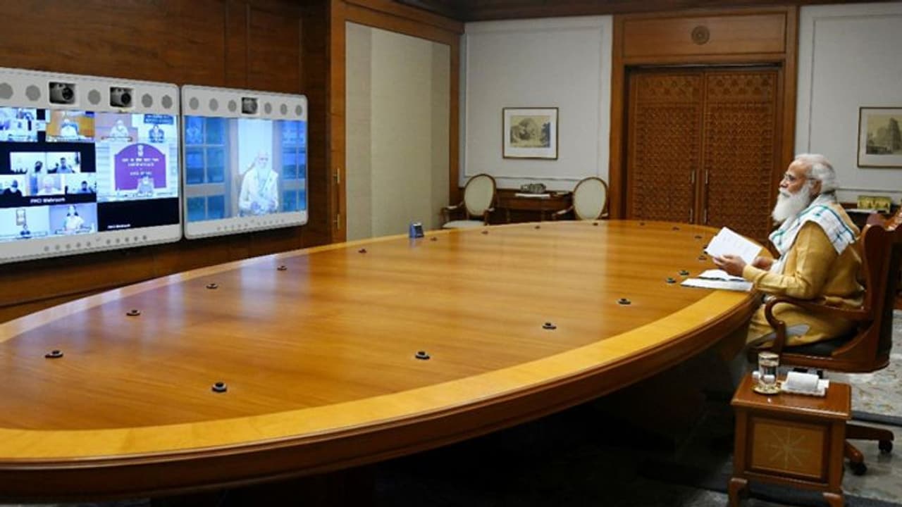 पीएम मोदी ने कोरोना के खिलाफ तैयारियों का जायजा लिया, बोले बेड उपलब्ध कराने के लिए सभी जरूरी कदम उठाए जाएं पीएम मोदी ने कोरोना के खिलाफ तैयारियों का जायजा लिया, बोले बेड उपलब्ध कराने के लिए सभी जरूरी कदम उठाए जाएं
