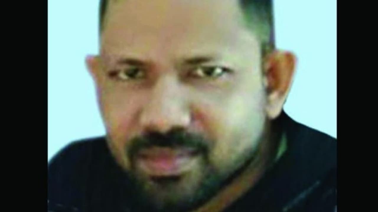 കോഴിക്കോട് തൂണേരിയിൽ ലൈ​ൻ​മാ​ൻ ഷോ​ക്കേ​റ്റ് ​മ​രി​ച്ചു