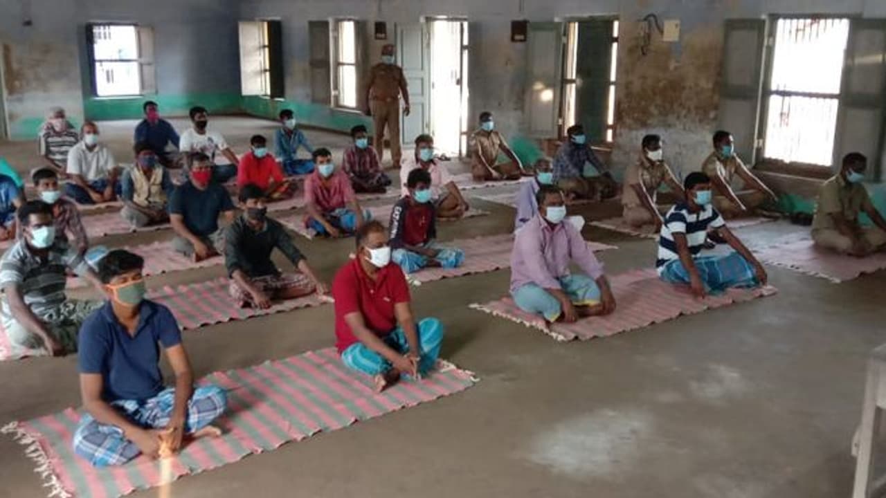 ஈஷா சார்பில் தமிழகத்தின் அனைத்து சிறைச்சாலைகளிலும் சிறப்பு யோகா வகுப்பு!நோய்எதிர்ப்பு சக்தியை அதிகரிக்க உதவும் ஈஷா சார்பில் தமிழகத்தின் அனைத்து சிறைச்சாலைகளிலும் சிறப்பு யோகா வகுப்பு!நோய்எதிர்ப்பு சக்தியை அதிகரிக்க உதவும்