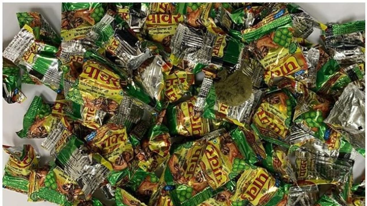 ലഗേജില് മയക്കുമരുന്നുമായെത്തിയ പ്രവാസി ഇന്ത്യക്കാരന് പിടിയിലായി ലഗേജില് മയക്കുമരുന്നുമായെത്തിയ പ്രവാസി ഇന്ത്യക്കാരന് പിടിയിലായി