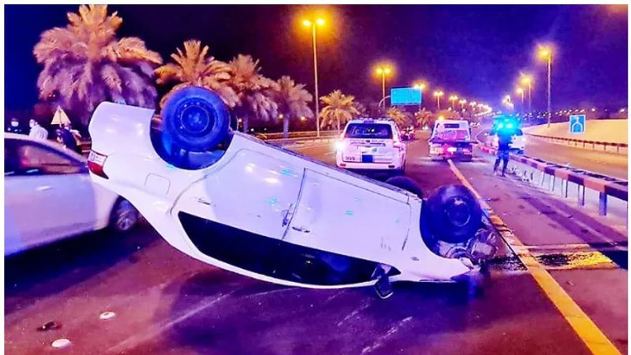 ബഹ്റൈനില് കാര് നിയന്ത്രണം വിട്ട് അപകടം; ഒരു സ്ത്രീയ്ക്ക് പരിക്ക് ബഹ്റൈനില് കാര് നിയന്ത്രണം വിട്ട് അപകടം; ഒരു സ്ത്രീയ്ക്ക് പരിക്ക്