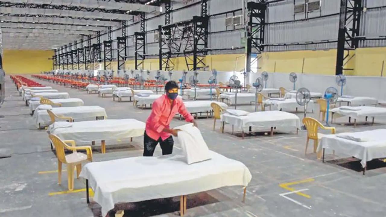 মুম্বইয়ে কমল করোনার কাঁপুনি, পাঁচ সপ্তাহে সবচেয়ে কম সংক্রমণ মুম্বইয়ে কমল করোনার কাঁপুনি, পাঁচ সপ্তাহে সবচেয়ে কম সংক্রমণ