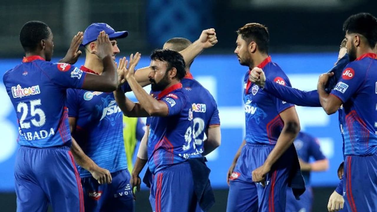 #DCvsMI மும்பை அணியின் மிரட்டலான பேட்டிங் ஆர்டரை பொட்டளம் கட்டிய அமித் மிஷ்ரா..! டெல்லி அணிக்கு எளிய இலக்கு #DCvsMI மும்பை அணியின் மிரட்டலான பேட்டிங் ஆர்டரை பொட்டளம் கட்டிய அமித் மிஷ்ரா..! டெல்லி அணிக்கு எளிய இலக்கு