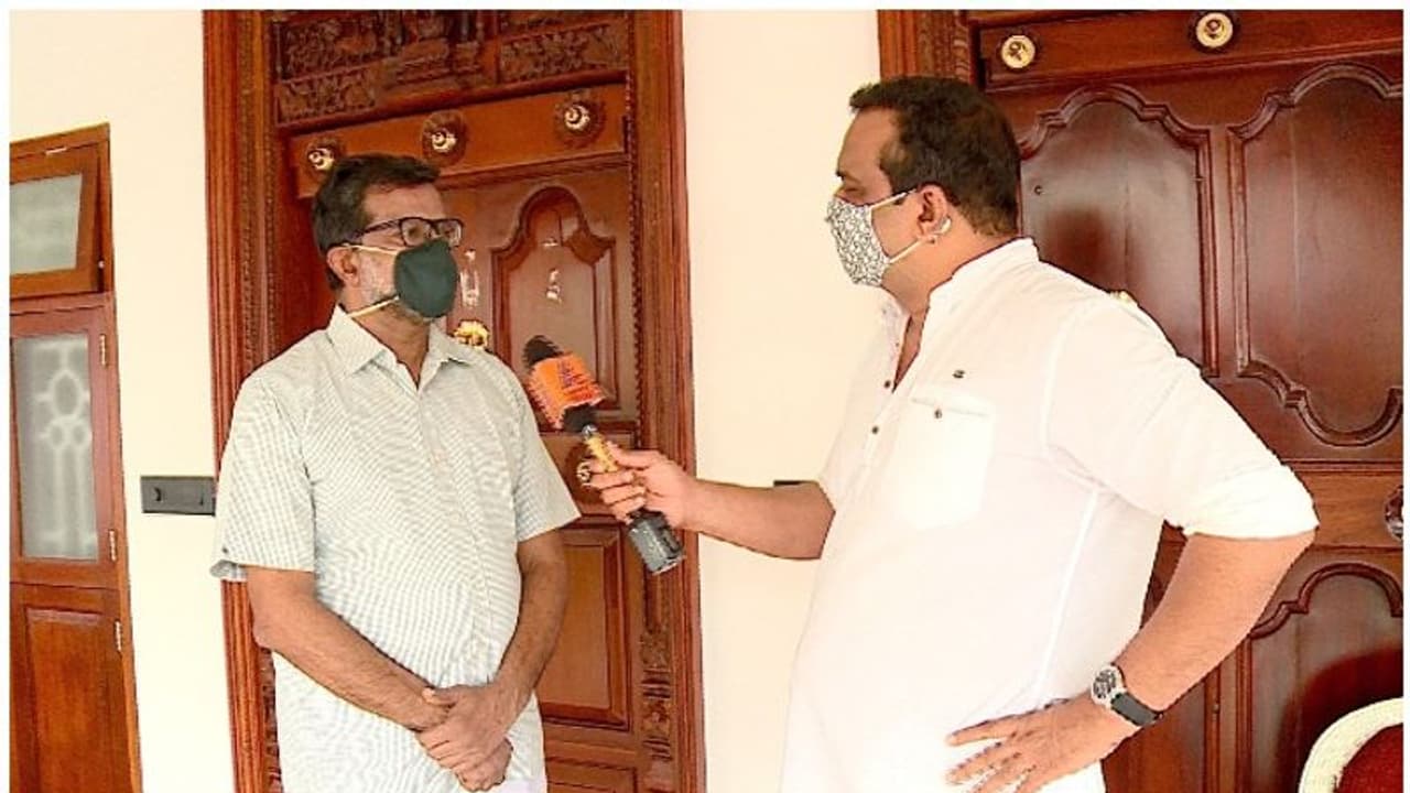 രണ്ടാം കൊവിഡ് തരംഗം 'വരുത്തിവച്ചത്', ഭരണാധികാരികൾ നിയന്ത്രണം കൈവിട്ടു, വിമർശിച്ച് രാജീവ് സദാനന്ദൻ രണ്ടാം കൊവിഡ് തരംഗം 'വരുത്തിവച്ചത്', ഭരണാധികാരികൾ നിയന്ത്രണം കൈവിട്ടു, വിമർശിച്ച് രാജീവ് സദാനന്ദൻ