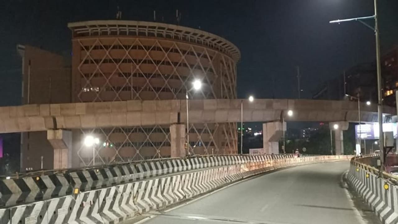 నైట్ కర్ఫ్యూ మళ్లీ పొడిగింపు.. పెళ్లిళ్లకు 100 , అంత్యక్రియలకు 20 మంది: తెలంగాణలో కొత్త ఆంక్షలు