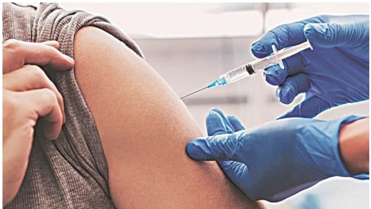 আগামী ৩দিনে আরও ৫৮ লক্ষ ডোজ ভ্যাকসিন পাবে রাজ্যগুলি, ঘোষণা কেন্দ্রের আগামী ৩দিনে আরও ৫৮ লক্ষ ডোজ ভ্যাকসিন পাবে রাজ্যগুলি, ঘোষণা কেন্দ্রের