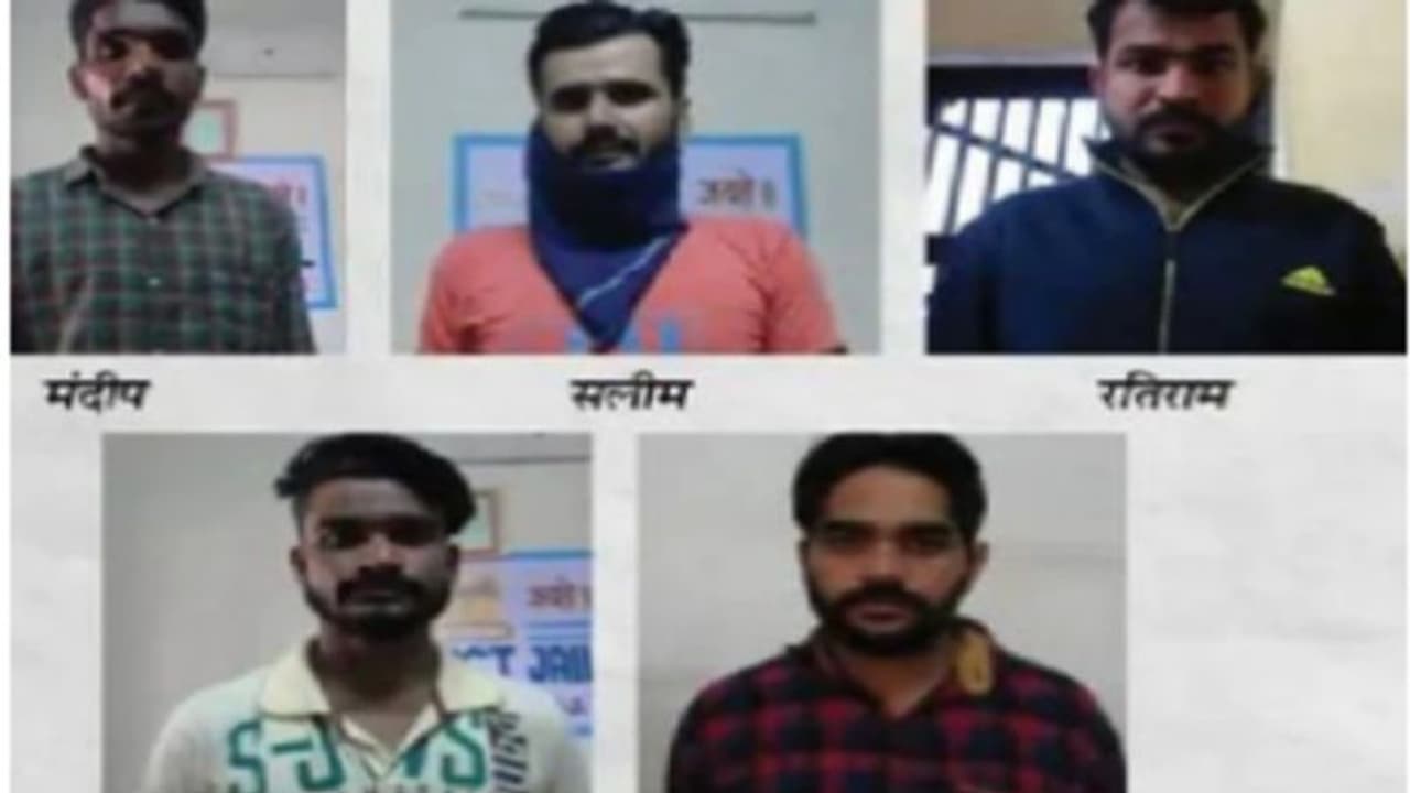 राजस्थान में फिर जेल से भागे 5 कैदी: फिल्मी स्टाइल में रात ढाई बजे बंदी कर गए कारनामा..पुलिस सोती रही राजस्थान में फिर जेल से भागे 5 कैदी: फिल्मी स्टाइल में रात ढाई बजे बंदी कर गए कारनामा..पुलिस सोती रही