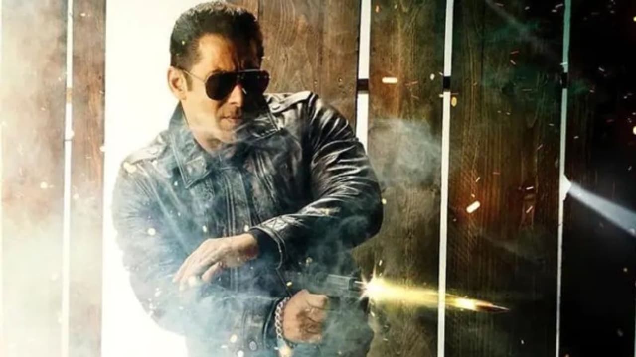 തിയറ്ററിലും ഒടിടിയും ഒരേ ദിവസം; കൊവിഡ് സാഹചര്യത്തില് ഹൈബ്രിഡ് റിലീസുമായി സല്മാന് ഖാന്റെ 'രാധെ' തിയറ്ററിലും ഒടിടിയും ഒരേ ദിവസം; കൊവിഡ് സാഹചര്യത്തില് ഹൈബ്രിഡ് റിലീസുമായി സല്മാന് ഖാന്റെ 'രാധെ'