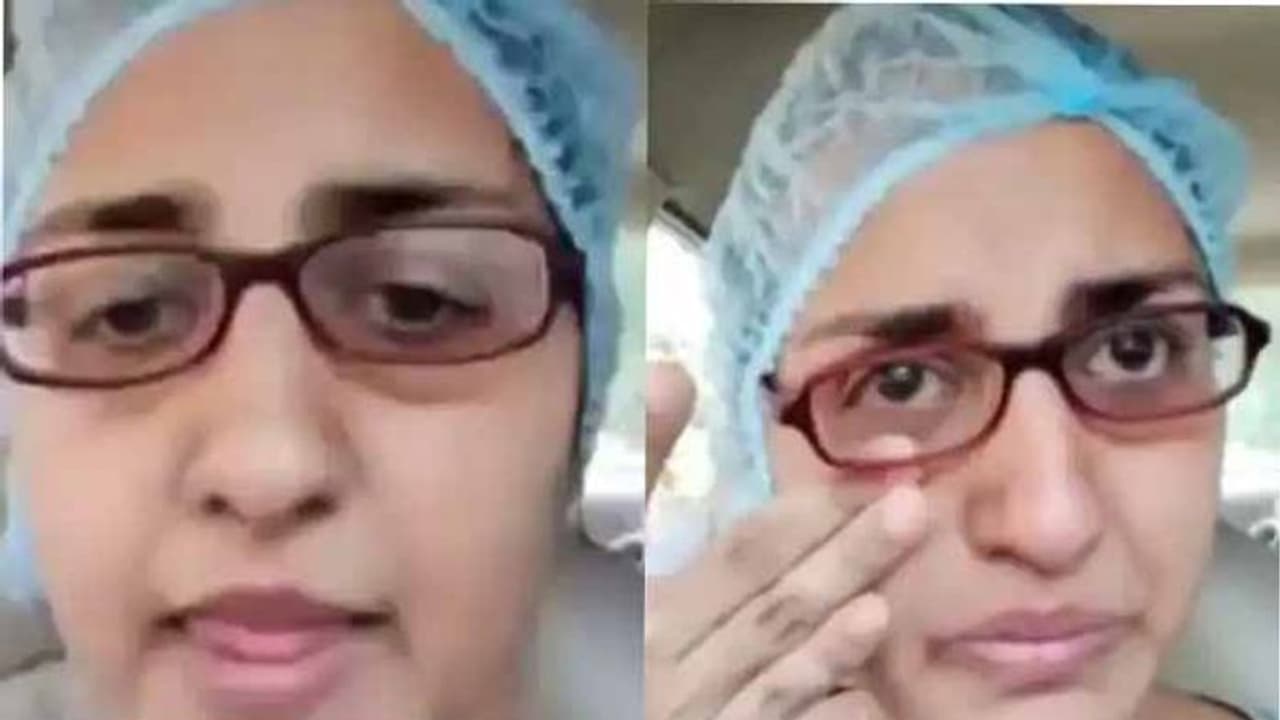 ఏనాడూ ఇలాంటి పరిస్థితులు చూడలేదు: కరోనాపై కన్నీళ్లు పెట్టుకొన్న ముంబై డాక్టర్ ఏనాడూ ఇలాంటి పరిస్థితులు చూడలేదు: కరోనాపై కన్నీళ్లు పెట్టుకొన్న ముంబై డాక్టర్