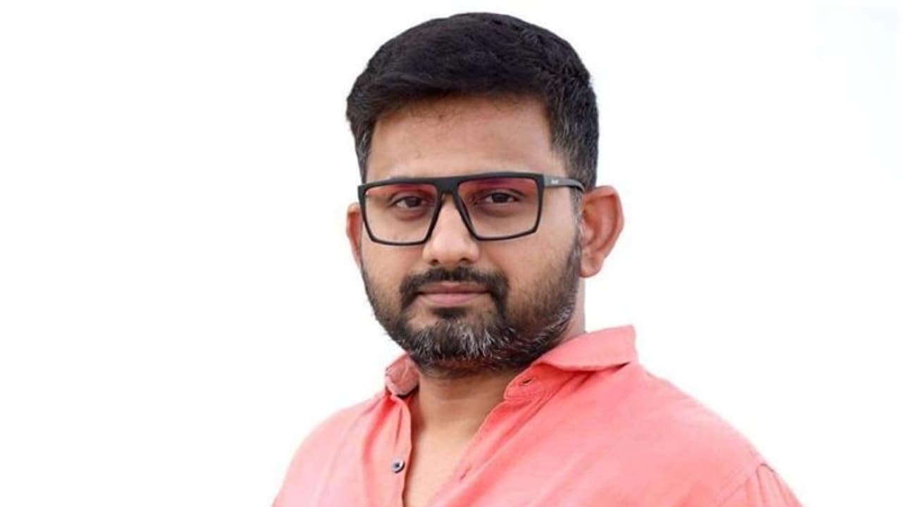 സി കെ ചന്ദ്രപ്പന് സ്മൃതി പുരസ്കാരം അരുണ് രാഘവന് സി കെ ചന്ദ്രപ്പന് സ്മൃതി പുരസ്കാരം അരുണ് രാഘവന്