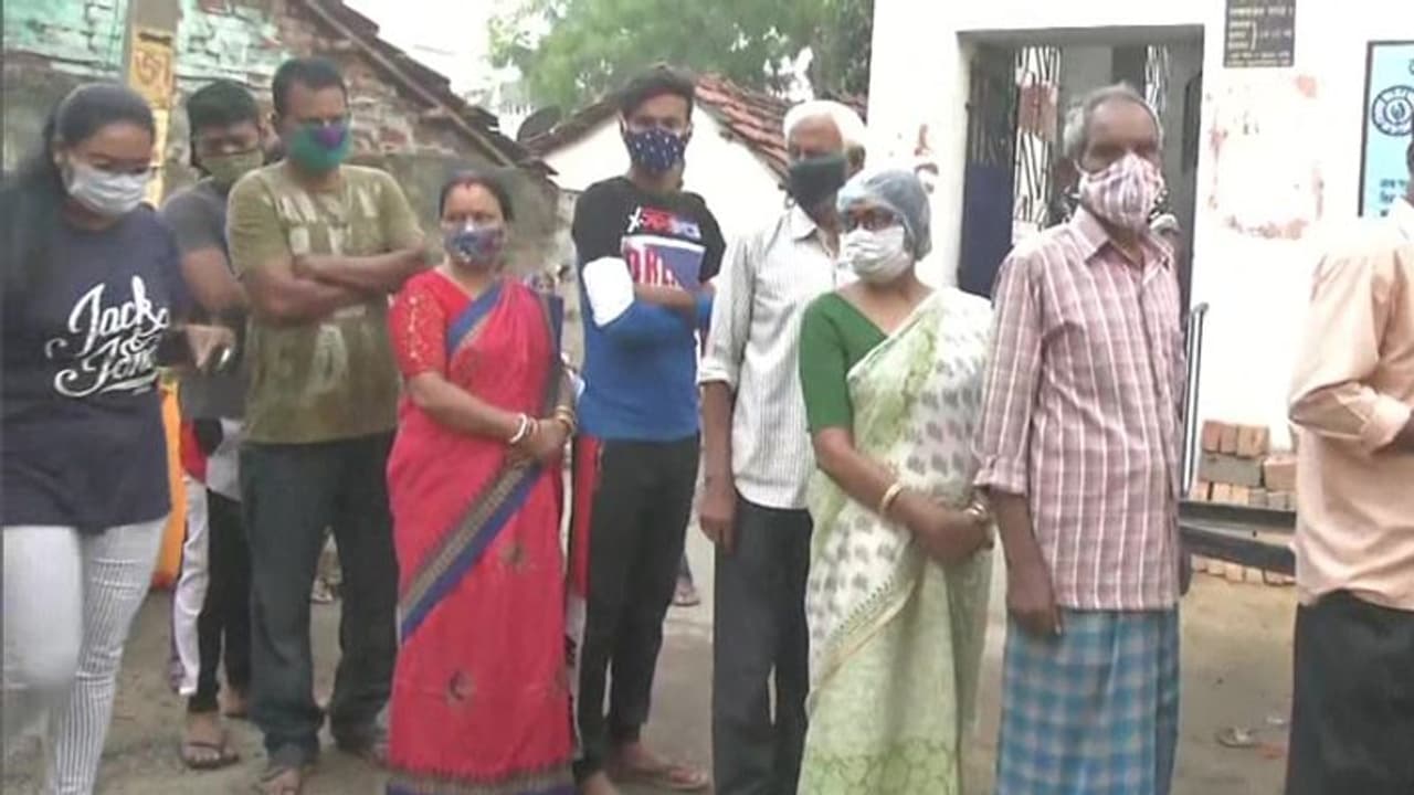 রায়গঞ্জে কর্তব্যরত বুথ লেভেল অফিসারকে মারধর কেন্দ্রীয় বাহিনীর