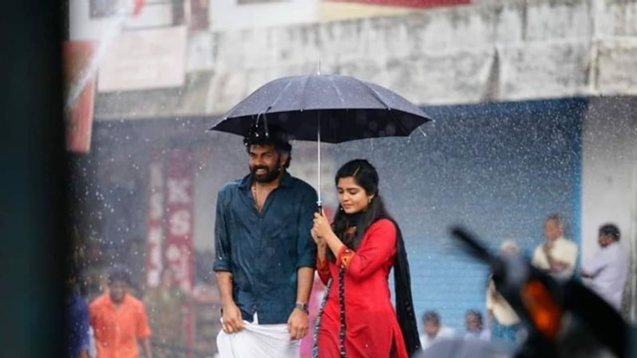 25 മില്യൺ കാഴ്ച്ചക്കാരുമായി അനുഗ്രഹീതന് ആന്റണിയിലെ കാമിനി ഗാനം 25 മില്യൺ കാഴ്ച്ചക്കാരുമായി അനുഗ്രഹീതന് ആന്റണിയിലെ കാമിനി ഗാനം