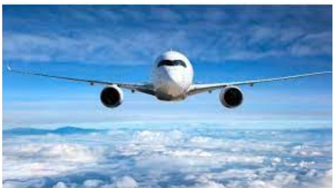 ഇന്ത്യയിൽ നിന്നുള്ള വിമാനങ്ങൾക്ക് വിലക്കേർപ്പെടുത്തി കാനഡ ഇന്ത്യയിൽ നിന്നുള്ള വിമാനങ്ങൾക്ക് വിലക്കേർപ്പെടുത്തി കാനഡ