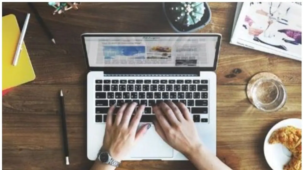 'വര്ക്ക് ഫ്രം ഹോം' ആണോ? ഇതാ പുതിയൊരു പഠനം പറയുന്നത് കേള്ക്കൂ.... 'വര്ക്ക് ഫ്രം ഹോം' ആണോ? ഇതാ പുതിയൊരു പഠനം പറയുന്നത് കേള്ക്കൂ....