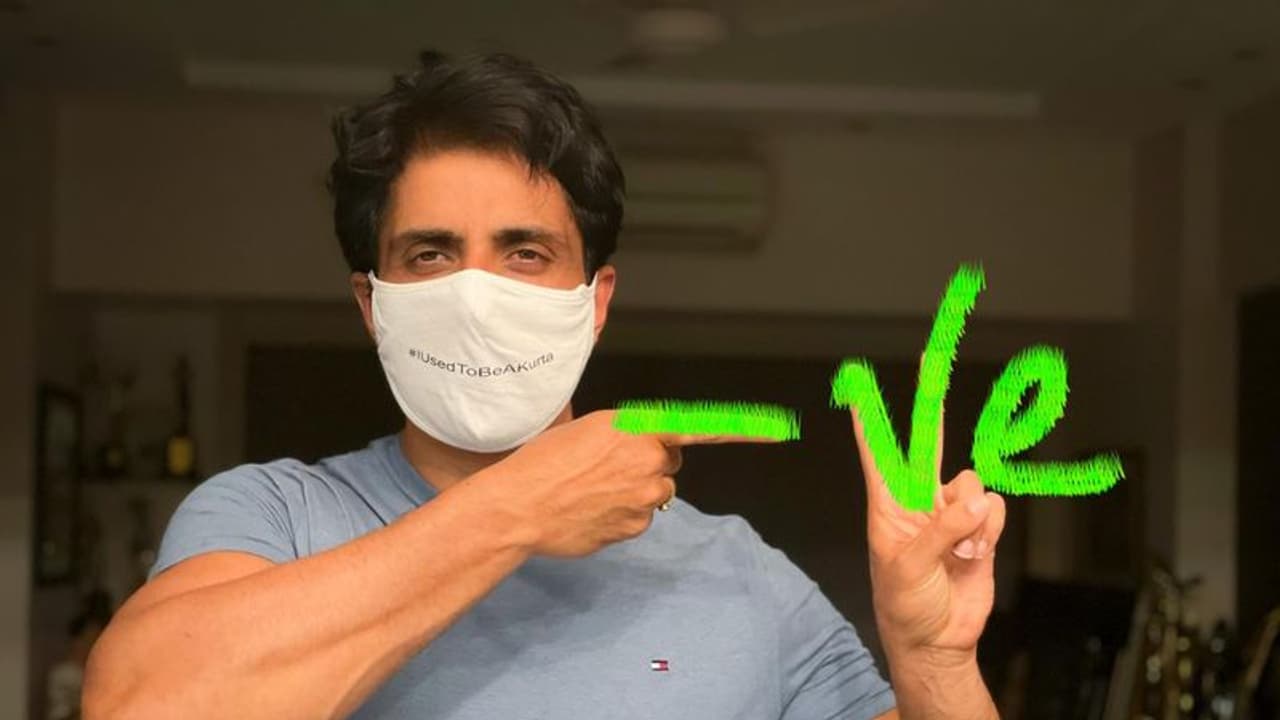 కరోనా నుండి కోలుకున్న సోనూ సూద్, ఫ్యాన్స్ హర్షం! కరోనా నుండి కోలుకున్న సోనూ సూద్, ఫ్యాన్స్ హర్షం!