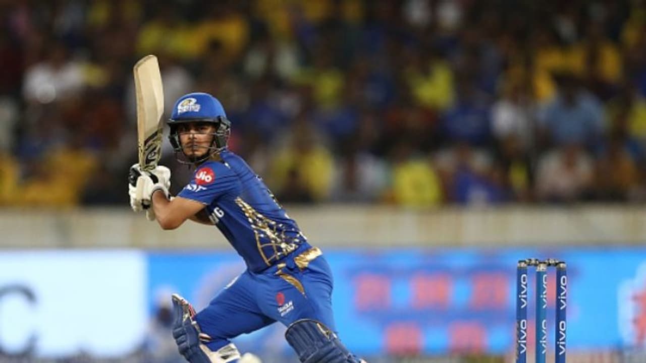 തുടക്കത്തിലെ വിക്കറ്റ് വീണിട്ടും ഇഷാനെ നേരത്തെ ഇറക്കിയതെന്തിന്; കാരണം പറഞ്ഞ് സൂര്യകുമാര് യാദവ് തുടക്കത്തിലെ വിക്കറ്റ് വീണിട്ടും ഇഷാനെ നേരത്തെ ഇറക്കിയതെന്തിന്; കാരണം പറഞ്ഞ് സൂര്യകുമാര് യാദവ്