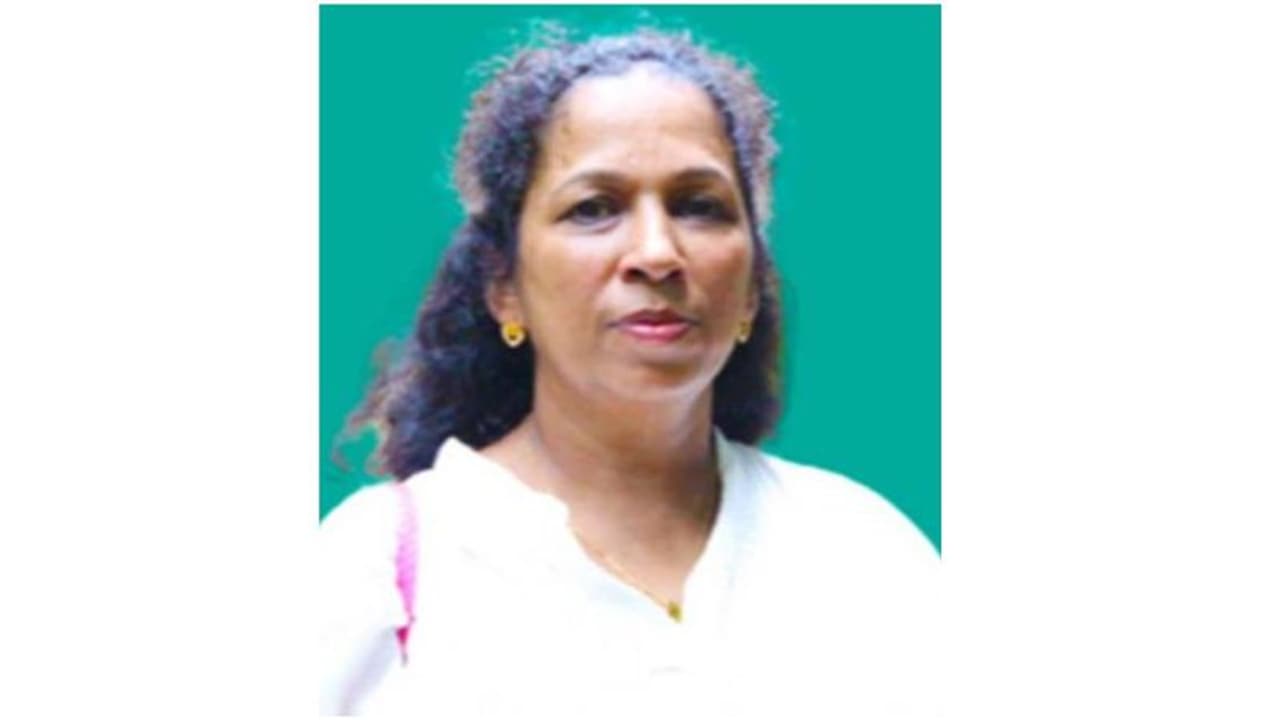 മലയാളി നഴ്സ് കുവൈത്തില് കൊവിഡ് ബാധിച്ച് മരിച്ചു മലയാളി നഴ്സ് കുവൈത്തില് കൊവിഡ് ബാധിച്ച് മരിച്ചു