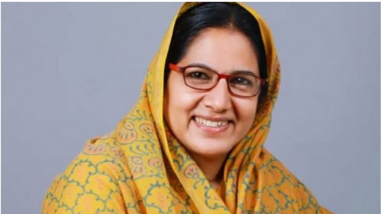 കോഴിക്കോട് ജില്ലാ പഞ്ചായത്ത് അധ്യക്ഷ സ്ഥാനവും അം​ഗത്വവും കാനത്തിൽ ജമീല രാജിവച്ചു