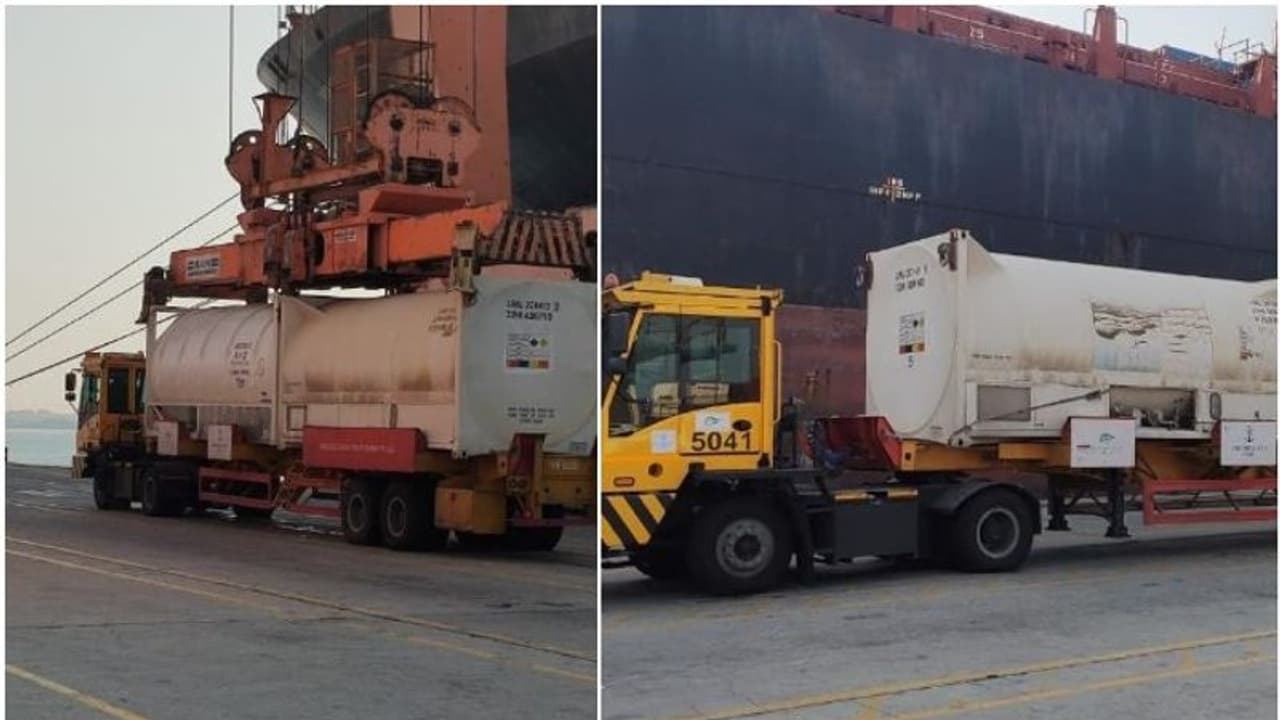 ഇന്ത്യയ്ക്ക് സൗദിയുടെ സഹായം; ഓക്സിജന് സിലിണ്ടറുകളും ടാങ്കുകളും എത്തിക്കും, നന്ദി അറിയിച്ച് അദാനി ഇന്ത്യയ്ക്ക് സൗദിയുടെ സഹായം; ഓക്സിജന് സിലിണ്ടറുകളും ടാങ്കുകളും എത്തിക്കും, നന്ദി അറിയിച്ച് അദാനി