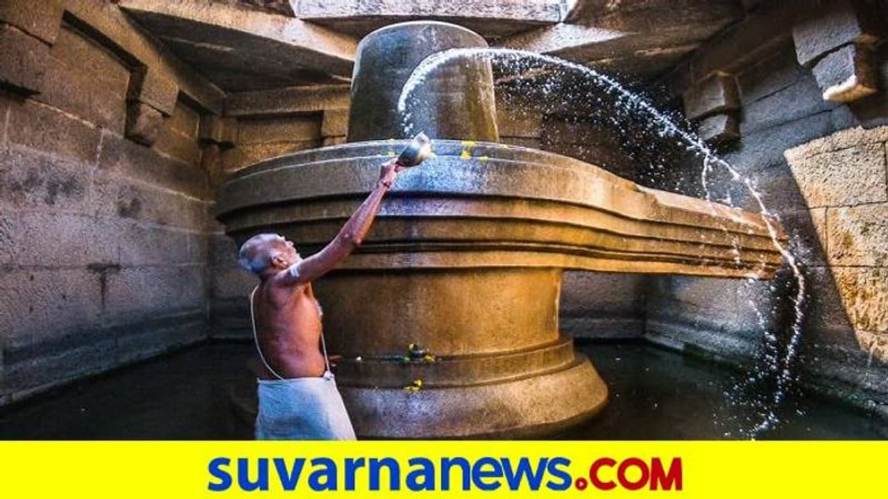 ಹೊಸಪೇಟೆ: ಹಂಪಿಯ ಬಡವಿಲಿಂಗ ದೇಗುಲ ಅರ್ಚಕ ಕೃಷ್ಣಭಟ್ ಲಿಂಗೈಕ್ಕ ಹೊಸಪೇಟೆ: ಹಂಪಿಯ ಬಡವಿಲಿಂಗ ದೇಗುಲ ಅರ್ಚಕ ಕೃಷ್ಣಭಟ್ ಲಿಂಗೈಕ್ಕ