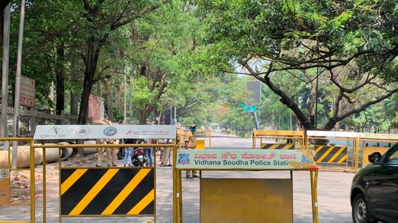 'ಜನರು ಸಹಕರಿಸಿ ಸೋಂಕು ತಗ್ಗಿದರೆ ಲಾಕ್ಡೌನ್ ಮುಂದುವರೆಸಲ್ಲ' 'ಜನರು ಸಹಕರಿಸಿ ಸೋಂಕು ತಗ್ಗಿದರೆ ಲಾಕ್ಡೌನ್ ಮುಂದುವರೆಸಲ್ಲ'