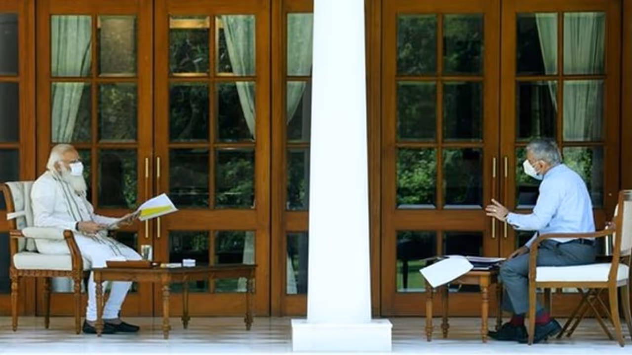 CDS informs PM Modi: Retired medical personnel to be recalled for Covid duty