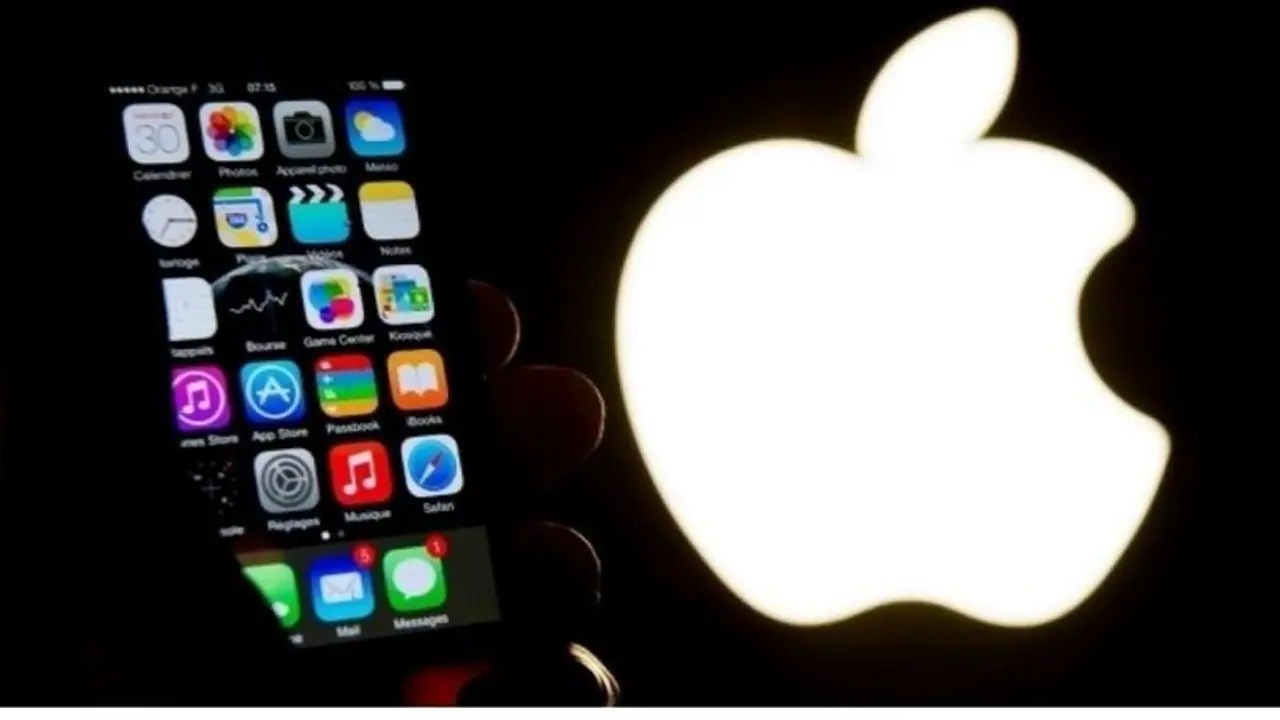 Apple to now allow users review, rate its original apps like podcasts on App store