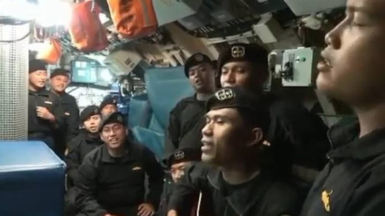 മരണത്തിലേക്ക് അടുക്കുകയാണെന്നറിയാതെ അവർ പാടി, 'നീ ഇല്ലാതെ ജീവിക്കാൻ ഞാൻ തയ്യാറല്ലെങ്കിലും...'