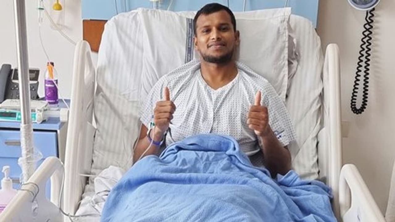 SRH के इस तेज गेंदबाज की हुई सर्जरी, इस सीजन से हो चुके हैं बाहर, ट्वीट कर इन लोगों को दिया धन्यवाद SRH के इस तेज गेंदबाज की हुई सर्जरी, इस सीजन से हो चुके हैं बाहर, ट्वीट कर इन लोगों को दिया धन्यवाद