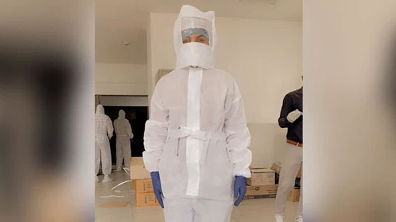 కరోనా వారియర్... నిన్ను చూస్తుంటే గర్వంగా వుంది: కుమార్తెపై కేంద్రమంత్రి పుత్రికోత్సాహం కరోనా వారియర్... నిన్ను చూస్తుంటే గర్వంగా వుంది: కుమార్తెపై కేంద్రమంత్రి పుత్రికోత్సాహం