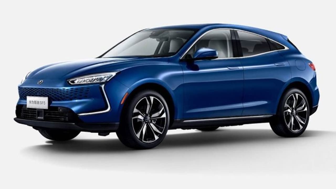 ഓട്ടോമോട്ടീവ് ബിസിനസ് മേഖലയിലേക്ക് വാവെയും, കാര്‍ അവതരിപ്പിച്ചു