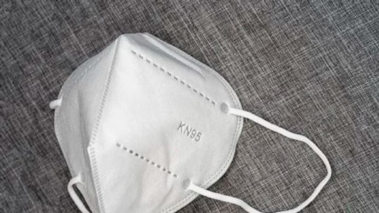 സംസ്ഥാനത്ത് മാസ്ക് ധരിക്കാത്തതിന് 24 മണിക്കൂറിനിടെ കേസെടുത്തത് 21733 പേർക്കെതിരെ സംസ്ഥാനത്ത് മാസ്ക് ധരിക്കാത്തതിന് 24 മണിക്കൂറിനിടെ കേസെടുത്തത് 21733 പേർക്കെതിരെ