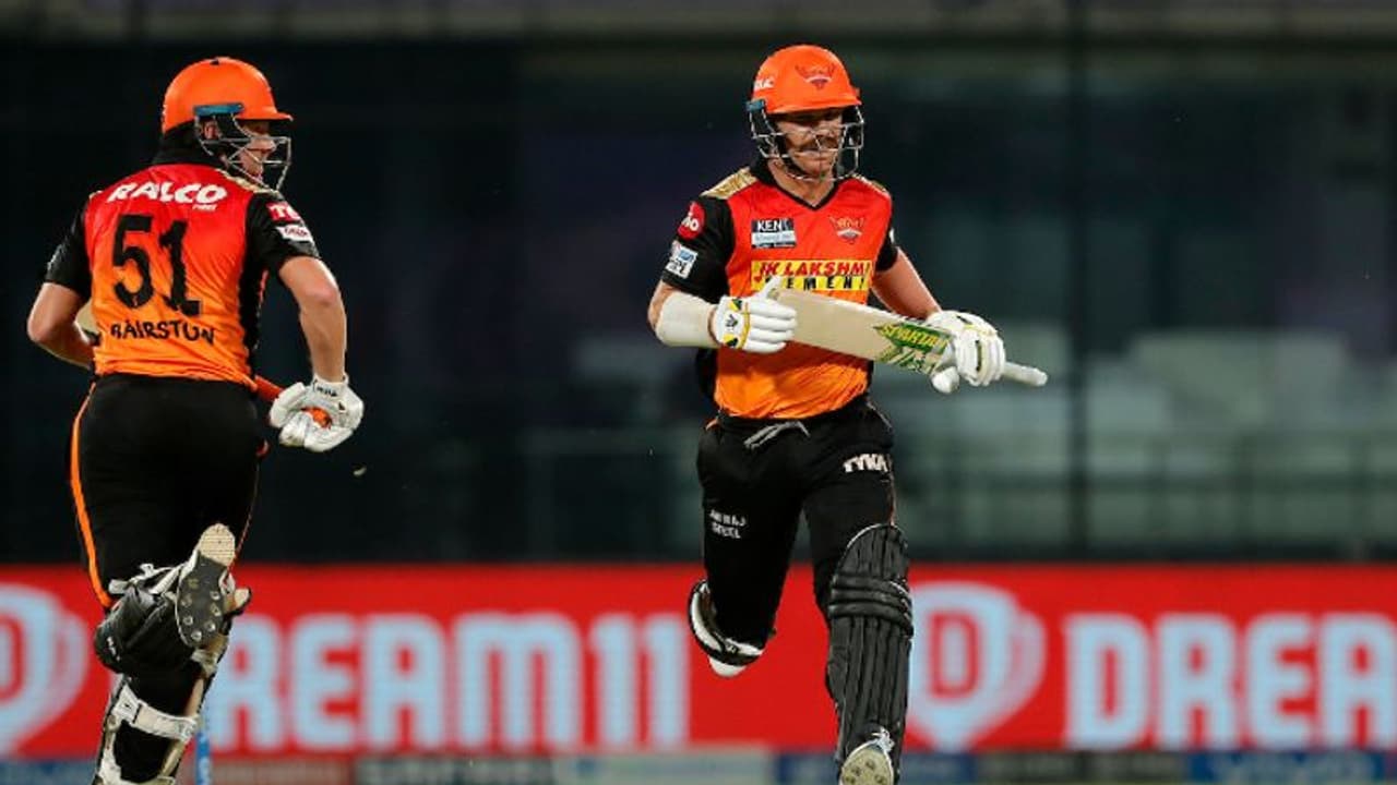 IPL2021 SRH vs PBKS: టాస్ గెలిచిన సన్రైజర్స్ హైదరాబాద్... పంజాబ్ కింగ్స్కి కీలకంగా... IPL2021 SRH vs PBKS: టాస్ గెలిచిన సన్రైజర్స్ హైదరాబాద్... పంజాబ్ కింగ్స్కి కీలకంగా...