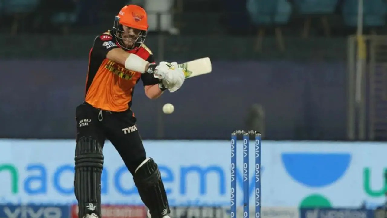 #IPL2021 அவரை சேர்க்காம ஆடுறது எப்படினே புரியல..! விசித்திரமா இருக்கு.. ஐபிஎல் அணியை விளாசிய முன்னாள் வீரர்